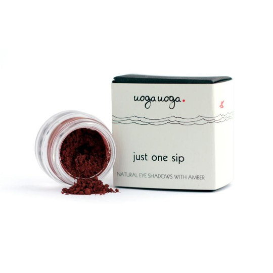 Uoga Uoga Eyeshadow 724 just 1 sip (1 Gram)